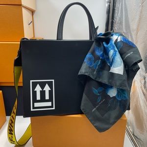 Off-white twilly scarf with logos